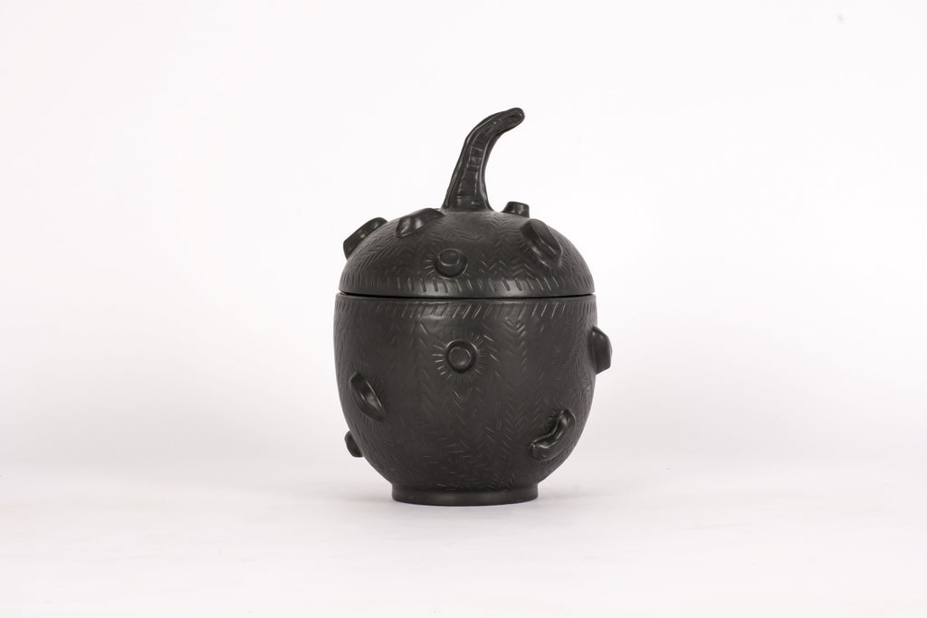 Naturalistic Gourd in Matte Black