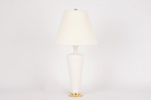 Single Small Vase Lamp in Matte White