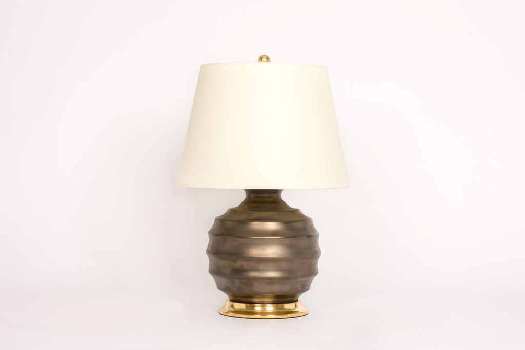 Single Wide Ribbed Ball Lamp in Matte Bronze